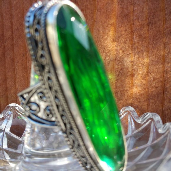 STUNNING GREEN TOPAZ  LONG BOARD RING   7.5 - Picture 8 of 8